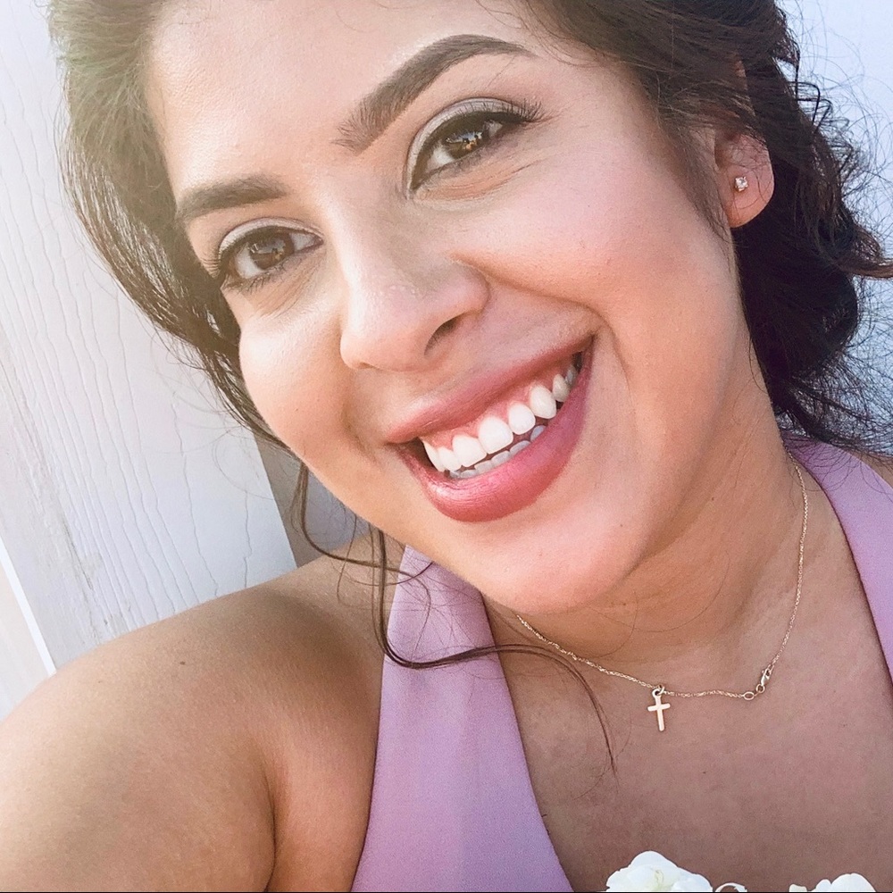 Meet your Posher, Lorena